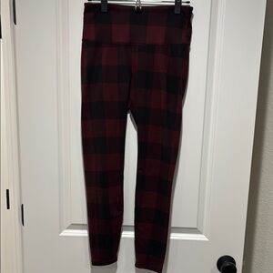 Plaid Leggings in Maroon and Black